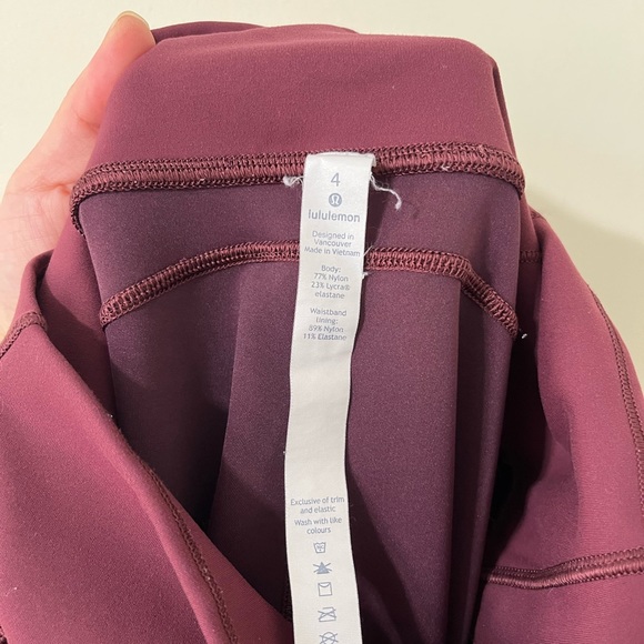 Lululemon In Movement Crop Everlux 19" Garnet Leggings Size 4 - Picture 11 of 12
